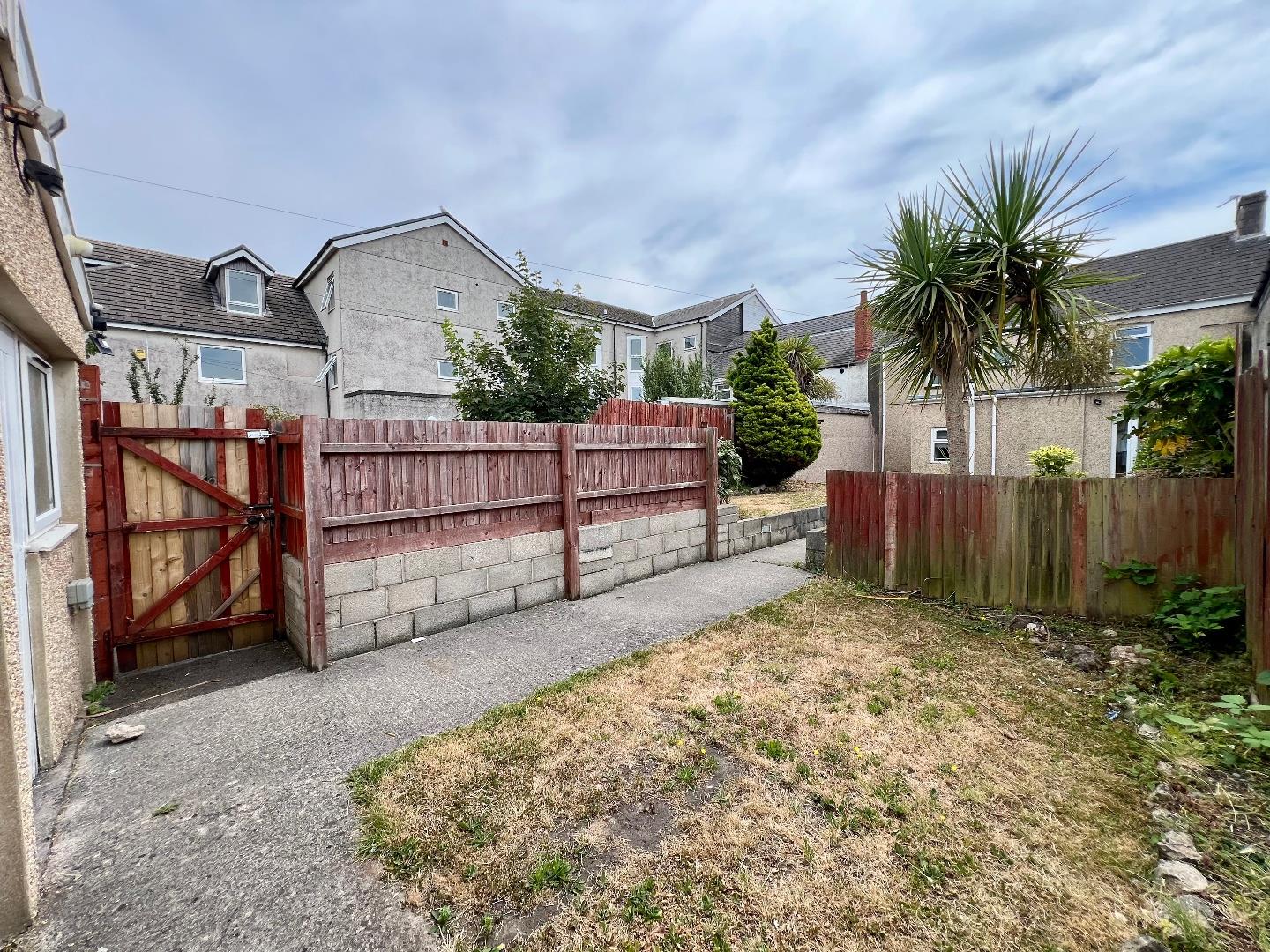 New Road, Porthcawl, Bridgend County Borough, CF36 5DH